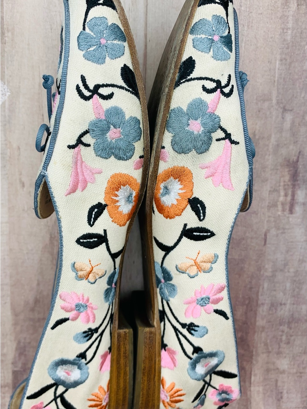 kate spade devi loafers White Floral Embroidered Loafers flats shoes sz 10B - Picture 8 of 13